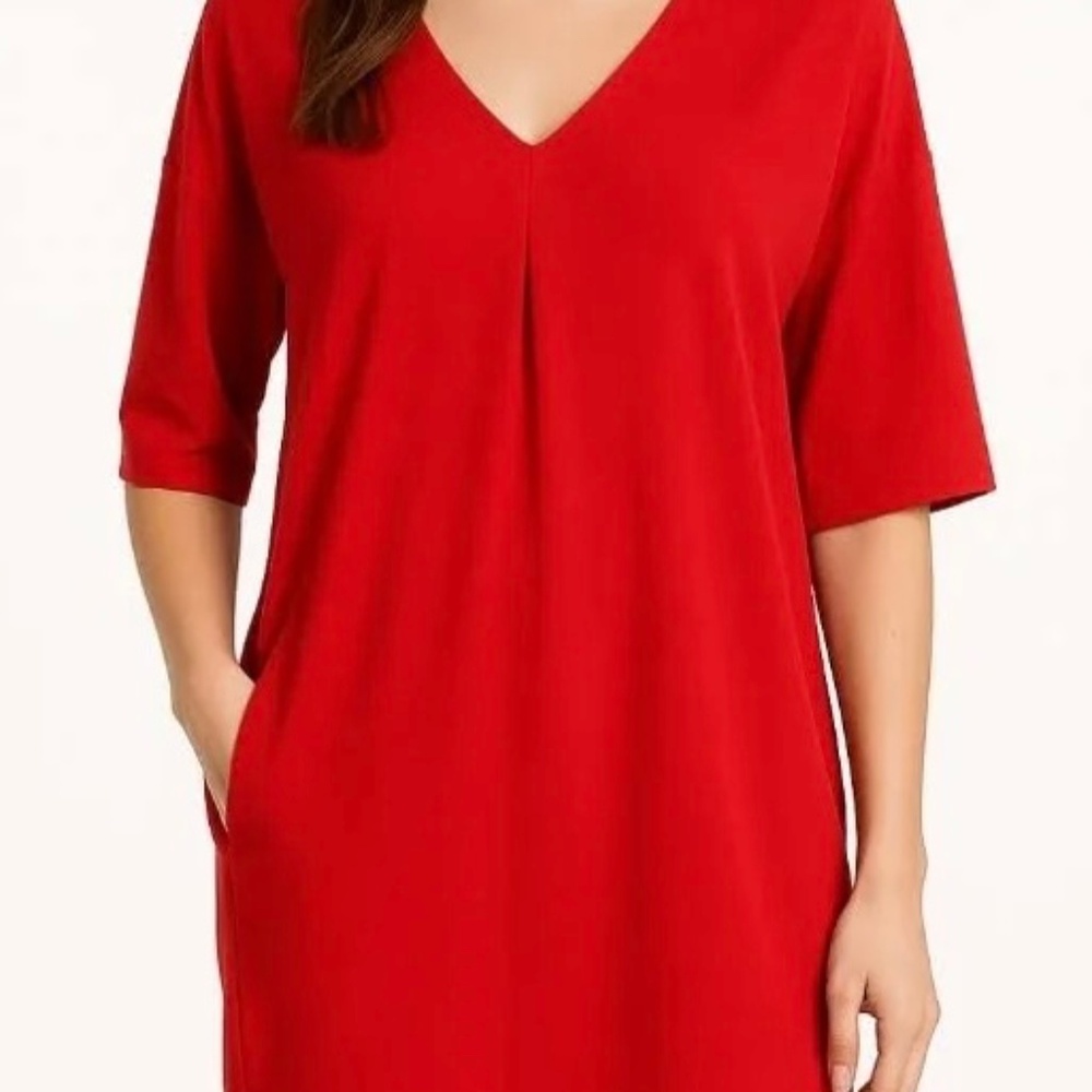 HALSTON! Spring summer lightweight dress with pockets!